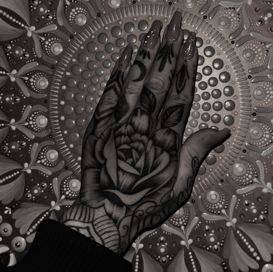 hand rose